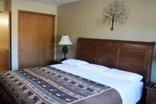 2 Bedroom Condo, Duck Lake Lower - Eagle River - 2