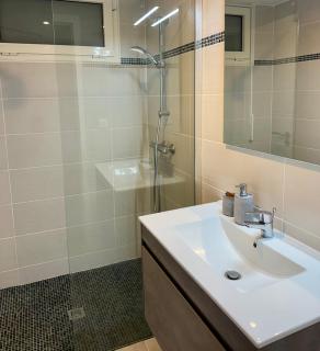 Appartement design, vue marina - 2
