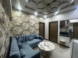 Designer Flat 104 Entire 2 Bedrooms lounge Kitchen AC Microwave Refrigerator untensils Crockery cutlury Hot Water 24-7 electricity water gas lift with standby generator Security Surveylance Parking - Karachi - 0