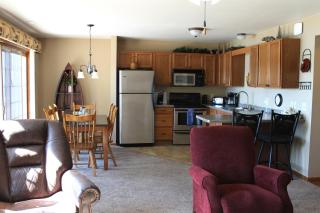 2 bedroom accessible condo #112 Wild Eagle Lodge - Eagle River - 0