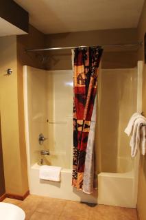 2 Bedroom Lower Lakefront Condo, Wild Eagle Lodge #116 - Eagle River - 3
