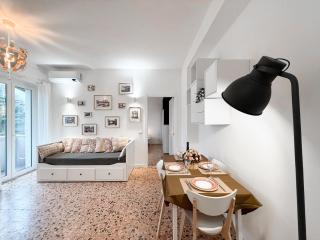 Free Park, 100m from SAN SIRO, Derby Two-Room Apartment - Milan - 7
