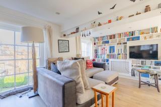 Vibrant 2BD Flat 8 Min Walk to Brixton Station - Londra - 0