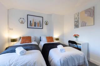Leeds 3-Bedroom Retreat with Free WiFi and Parking - Ideal for Family and Contractors - Killingbeck - 8