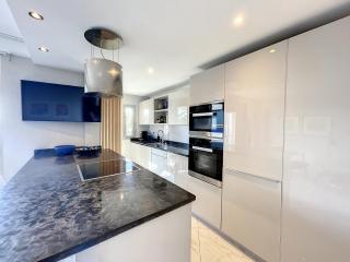 Stylish 1-bedroom apartment with sea view on La Croisette - Cannes - 2