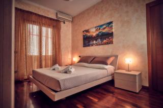 Travelershome Ciampino 212 Central Station Guest House - Ciampino - 9