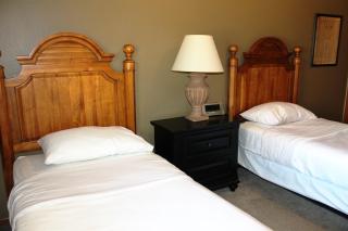 2 bedroom Duck Lake condo at Wild Eagle Lodge, #207 - Eagle River - 7