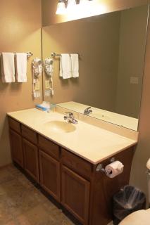 2 bedroom Duck Lake condo at Wild Eagle Lodge, #207 - Eagle River - 2