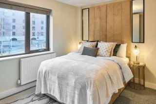 Host & Stay - Chic Townhouse by the Docks - Liverpool - 7