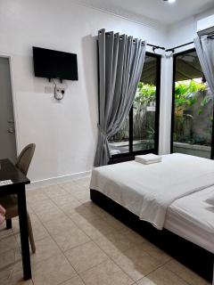 Ardour Lodge "B" Wing - 2