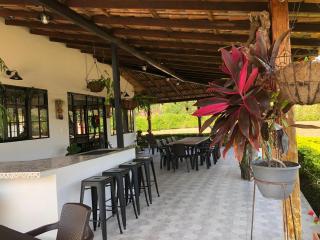 Beautiful Private Villa, Views in Every Direction - Bolívar - 8