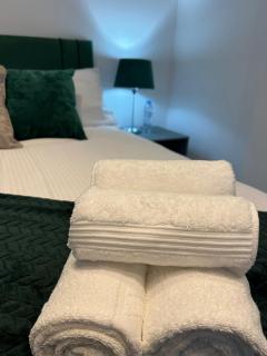 Charming Apartment in West Ealing, 12 Mins to Central London by Train, Free Parking, 8-Min Walk to Station - London - 8