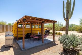 Bus Stop Saloon - Cave Creek with Spa - 6