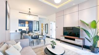 Relax in Luxury 1BR with Jacuzzi & Skyline Views - 6AB03 - 4