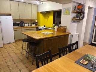 Tenby Victorian Villa with parking, pets allowed - Pembrokeshire - 4