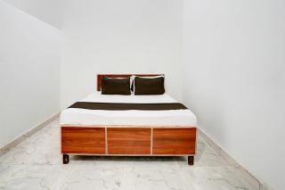 OYO 82207 KRISHNA GUEST HOUSe - 5