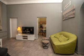 Grand apartment near Dancing House - Prag - 8