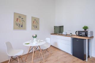 Very Central - Large AC Studio - Budapest - 7