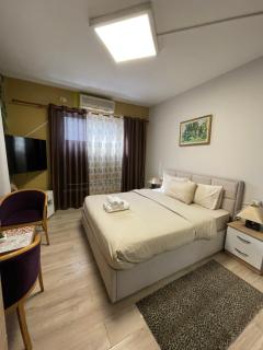 Destinacion Central Room - Tirana - 9
