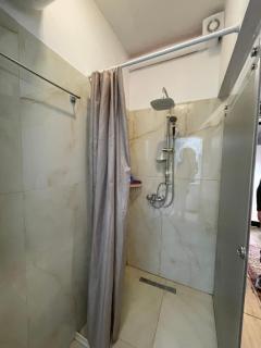 Destinacion Central Room - Tirana - 6