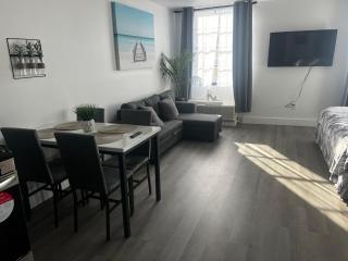 Washinghton Avenue Apartments - Miami Beach - 1