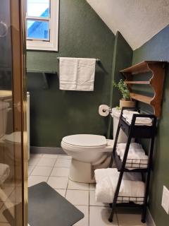 Cozy 1-Bedroom Townhouse near Downtown Colorado Springs - 8