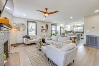 4 Mi to Liberty Bridge Greenville Getaway with Deck - Greenville - 6