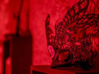 Shiny Cloud Love Room - 2