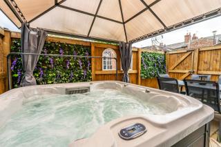 The Ebor House - With Hot Tub - York - 3