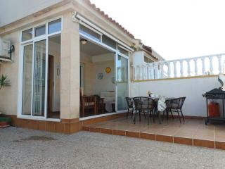 Bungalow near the beach in Torrevieja, Aguas Nuevas - Torrevieja - 0