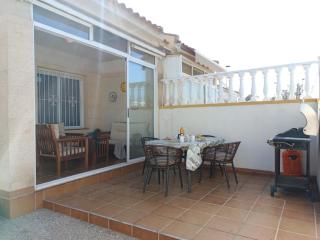 Bungalow near the beach in Torrevieja, Aguas Nuevas - Torrevieja - 6