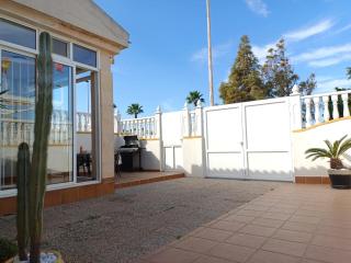 Bungalow near the beach in Torrevieja, Aguas Nuevas - 9