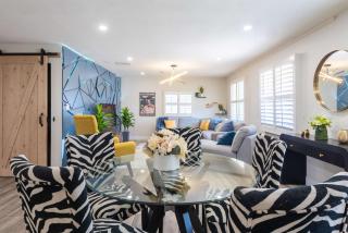 Phoenix 4 BDR Home with Gym & Hot Tub - Phoenix - 9