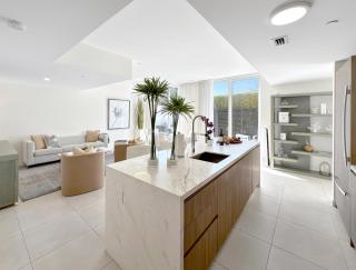 Tiffany Tides - Resort-Style Beach Townhome - Gym, Rooftop Pool and Sauna - Fort Lauderdale - 8