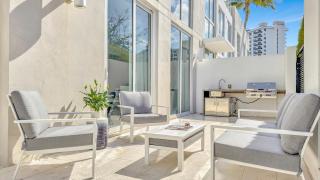 Tiffany Tides - Resort-Style Beach Townhome - Gym, Rooftop Pool and Sauna - Fort Lauderdale - 1