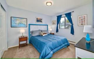 Fishy-Fishy Townhome - 4