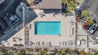 Private Balcony & Community Pool - TLC Beach Escapes - Roelens - Fort Myers Beach - 9