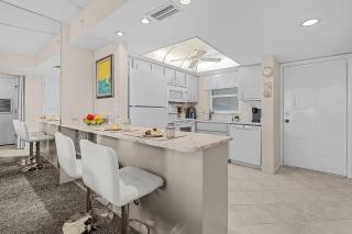 Private Balcony & Community Pool - TLC Beach Escapes - Roelens - Fort Myers Beach - 7
