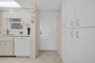 Private Balcony & Community Pool - TLC Beach Escapes - Roelens - 5