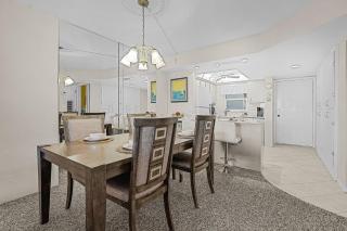 Private Balcony & Community Pool - TLC Beach Escapes - Roelens - 4