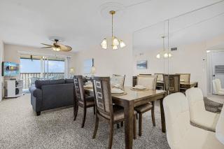 Private Balcony & Community Pool - TLC Beach Escapes - Roelens - 2