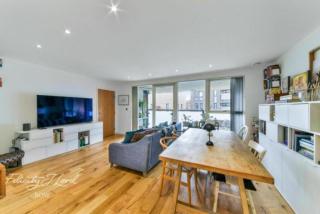 Spacious 2 Bedroom Apartment with Balcony - Londra - 6