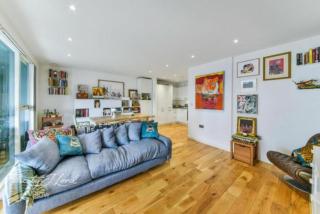 Spacious 2 Bedroom Apartment with Balcony - Londra - 5