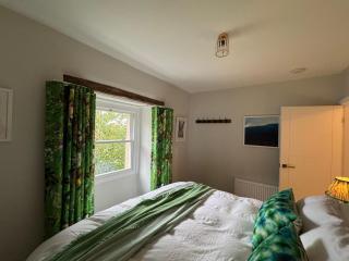 Prior Hall Farm Cottage - 3 bedroom luxury cottage in center of Malham - Malham - 6