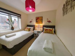 Dakota 2Bed - AwayOnBusiness - 1