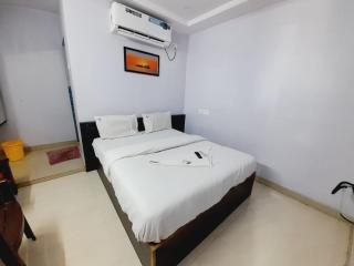 Sk guest house - Visakhapatnam - 1