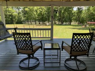 Bear Valley- Riverfront with hot tub! - Luray - 8