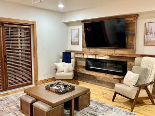 Luxury Lodge Unit 202 - Wilmington - 4