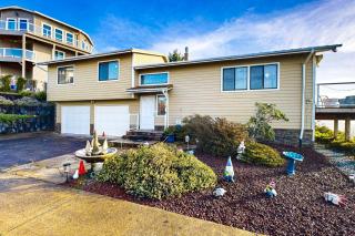 Oceanview Treasure - Rockaway Beach - 7