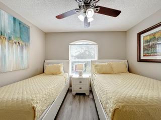 Stunning 5BR 5Bath Home, Pool, Spa, By Disney - Kissimmee - 3